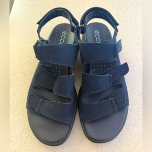 Ecco women’s Navy Blue adjustable sandals , size 7.5